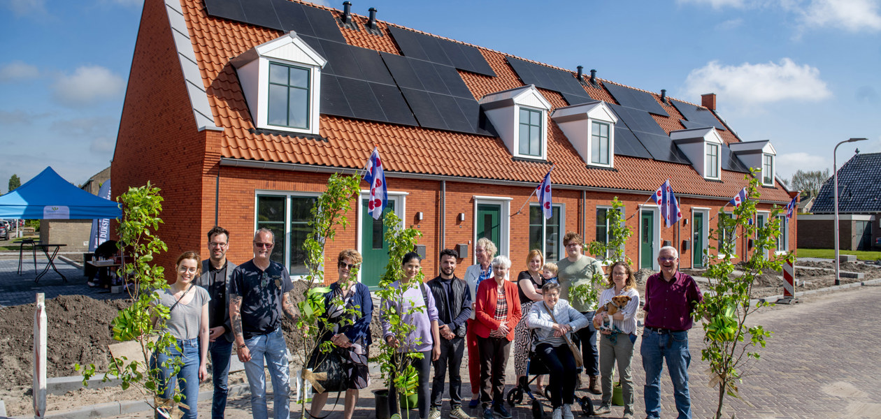 Bewoners blij met 10 bijzondere ‘historische’ nieuwbouwwoningen in Stiens