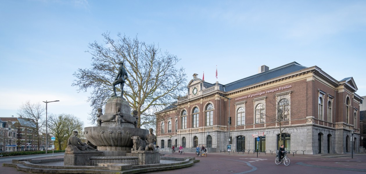 Verbouwing van De Beurs tot Campus Fryslan opgeleverd aan Rijksuniversiteit Groningen