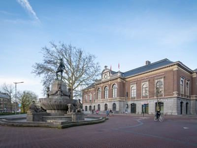 Verbouwing van De Beurs tot Campus Fryslan opgeleverd aan Rijksuniversiteit Groningen