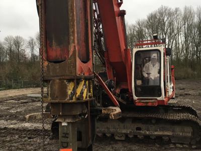 Eerste paal Burgemeester Aat de Jonge zwembad geslagen