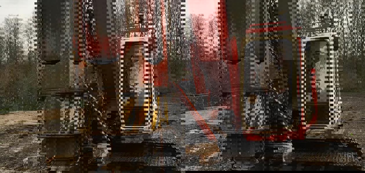 Eerste paal Burgemeester Aat de Jonge zwembad geslagen