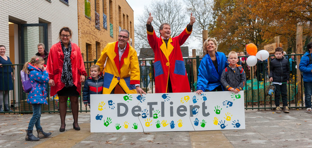 Feestelijke opening van de gasloze Brede school De Fliert in Twello!