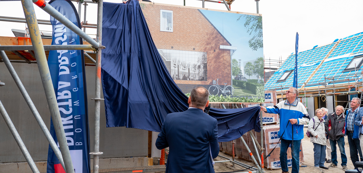 Samen met toekomstige bewoners bouw van 97 huurwoningen in Appingedam gevierd