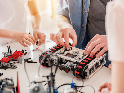 Bouwgroep Dijkstra Draisma hoofdsponsor FIRST LEGO League Drachten