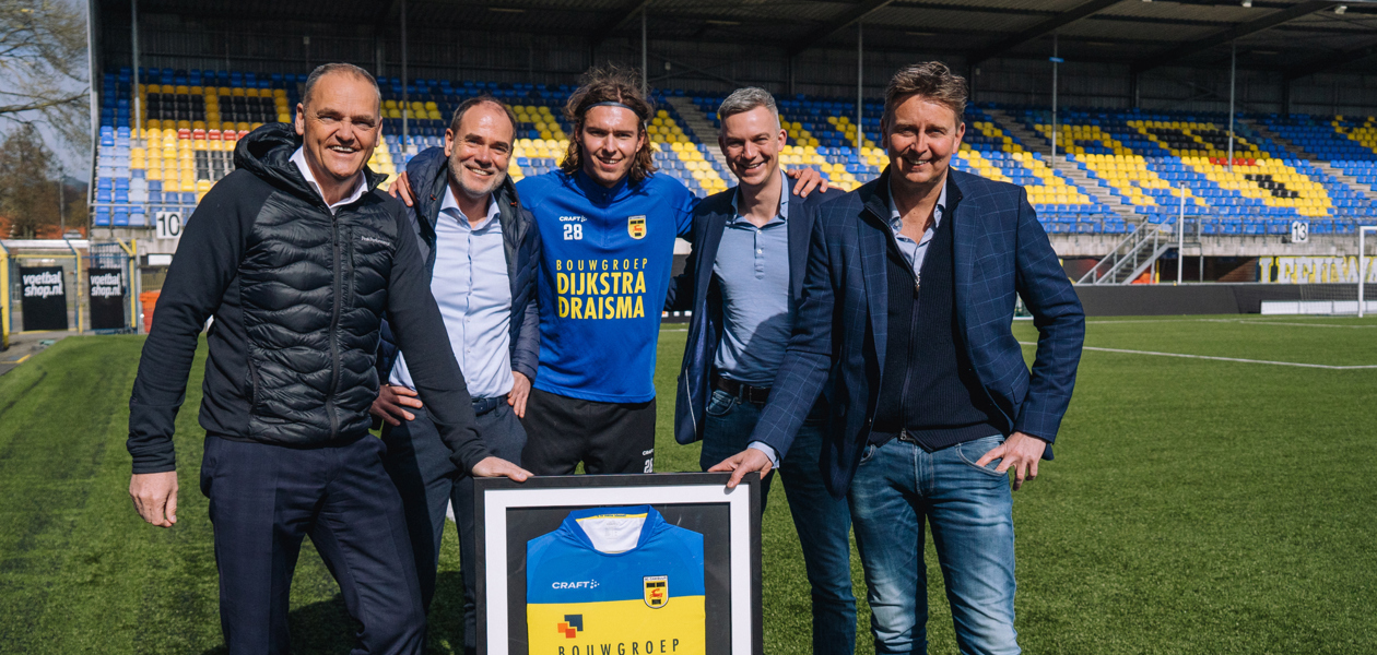 En dat is dertien: Bouwgroep Dijkstra Draisma langer hoofdsponsor van SC Cambuur