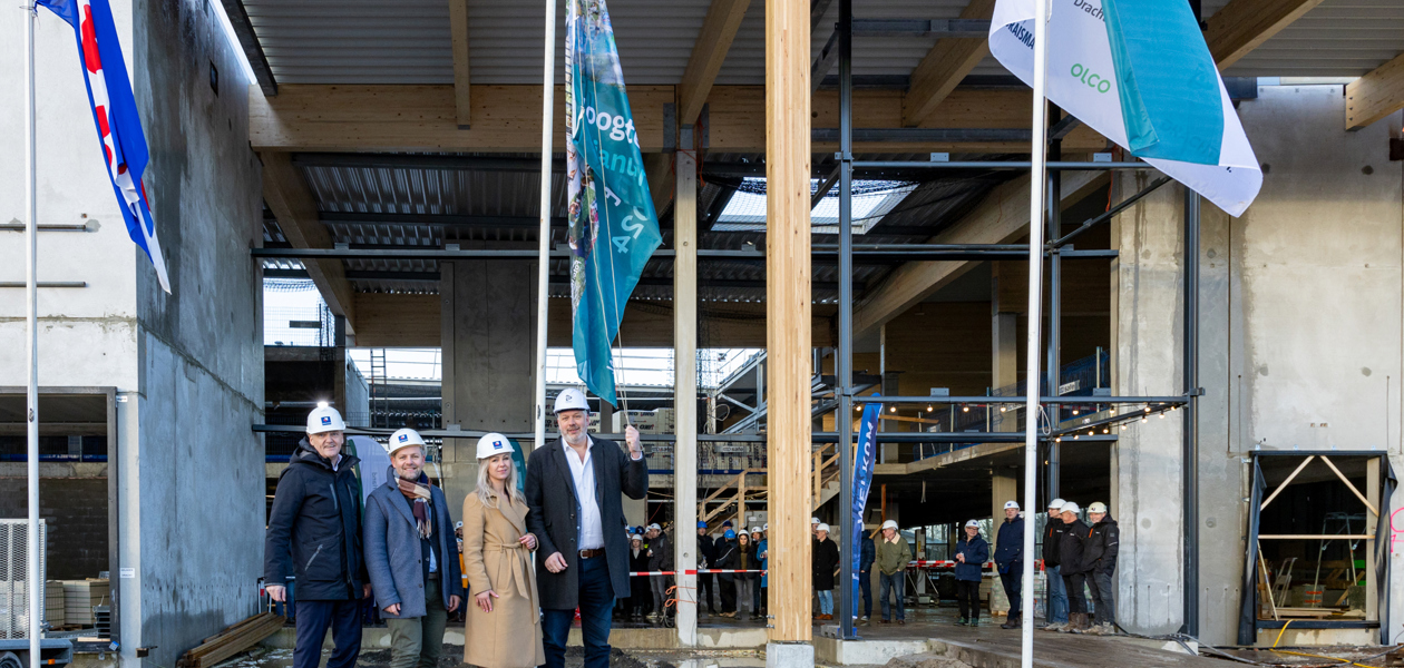 Hoogste punt Zwemcomplex De Welle gevierd